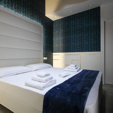 Nel Cuore Dell'Aquila Bnb Exterior foto